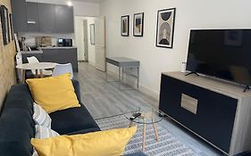 Stunning 1 Bed Central Flat